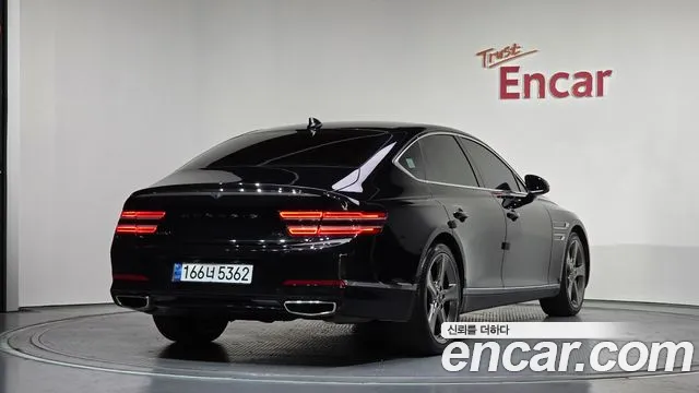 Genesis G80 Бензин 3.5 турбо AWD — Фото автомобиля 2