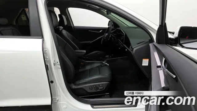 Kia Niro The All New Niro Signature — Фото автомобиля 11