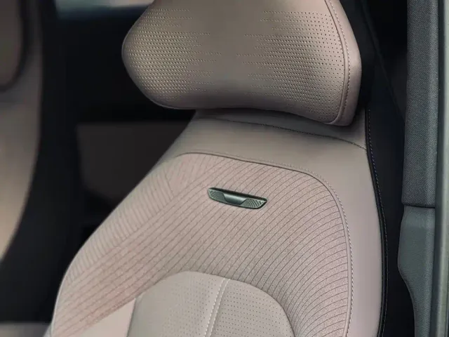 Hongqi Tian Gong 08 — Фото автомобиля 6
