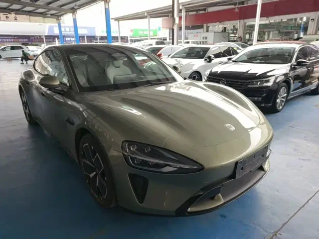 Xiaomi SU7 — Фото автомобиля 3