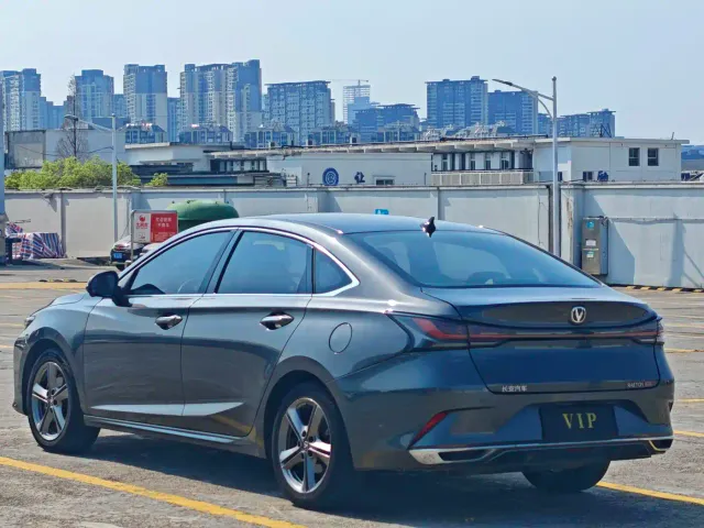 Changan Raeton Plus — Фото автомобиля 6