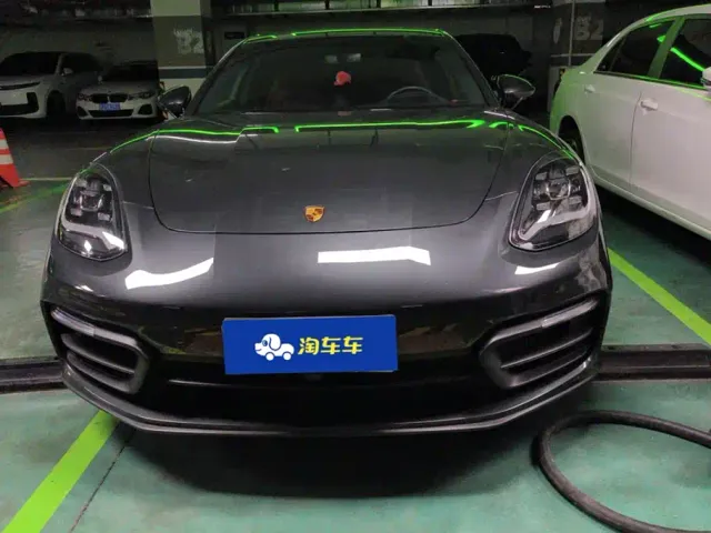 Porsche Panamera — Фото автомобиля 2
