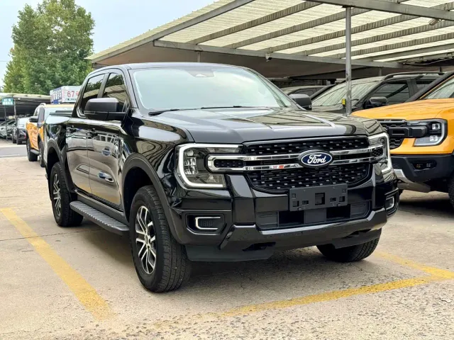 Ford Ranger — Фото автомобиля 3