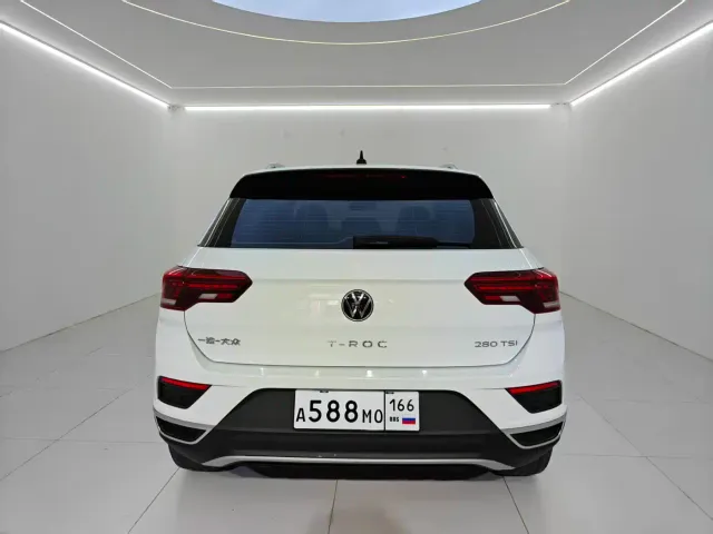 Volkswagen T-Roc — Фото автомобиля 5