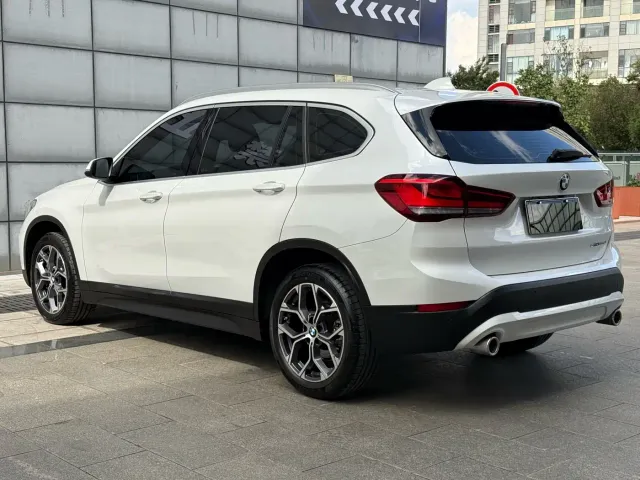 BMW X1 — Фото автомобиля 7