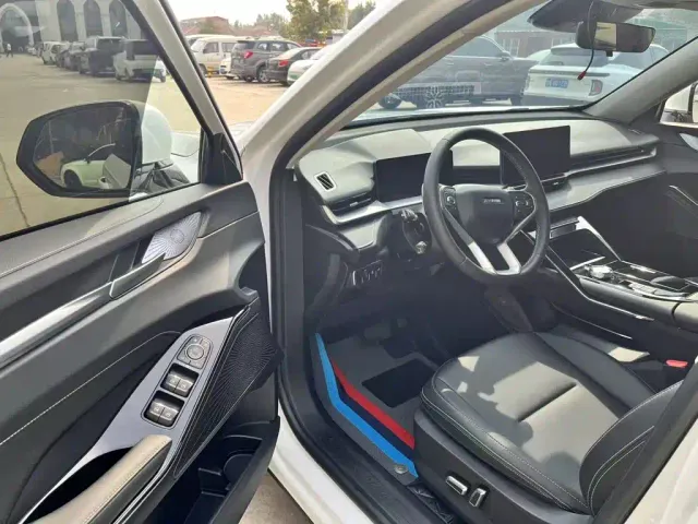 Haval H6 — Фото автомобиля 13