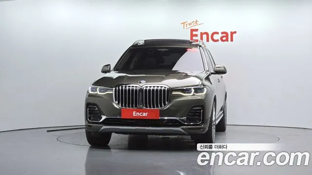 BMW X7 — Фото автомобиля 3