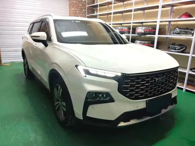 Ford Lingrui 2022 EcoBoost 170 Premium — Фото автомобиля 3