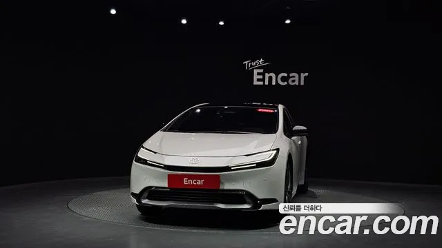Toyota Prius — Фото автомобиля 3