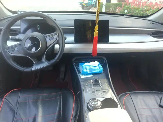 BYD Seal 05 DM-i — Фото автомобиля 12