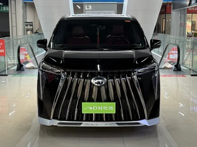 GAC Trumpchi M8 — Фото автомобиля 2