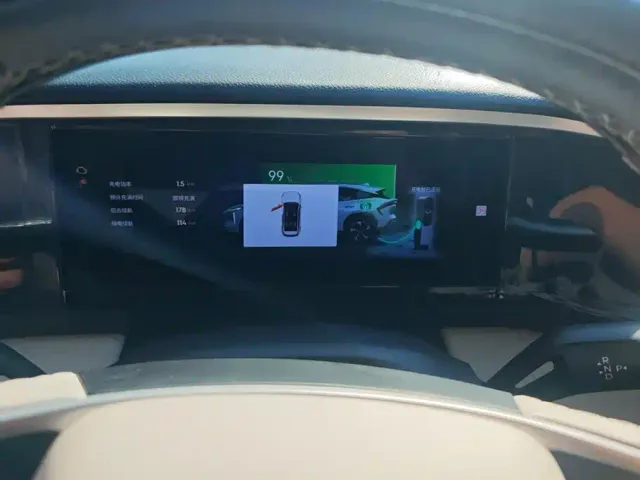 Geely Galaxy L7 — Фото автомобиля 14