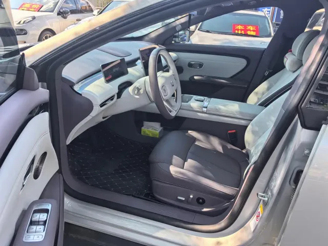 Changan Qiyuan A06 — Фото автомобиля 3