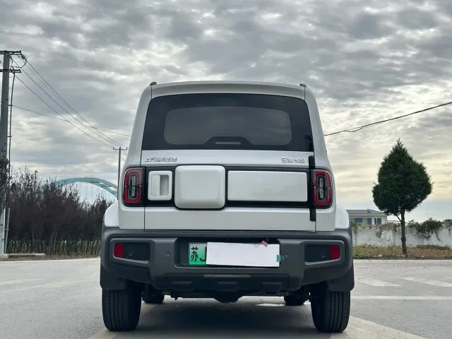 Baojun Yep — Фото автомобиля 6