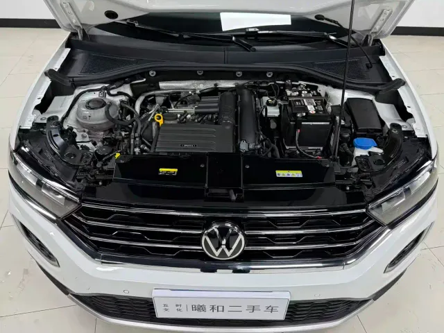 Volkswagen T-Roc — Фото автомобиля 9