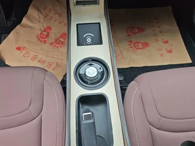 Wuling Bingo — Фото автомобиля 13