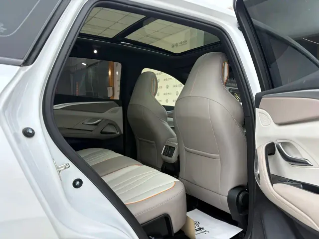 BYD Song Pro — Фото автомобиля 22