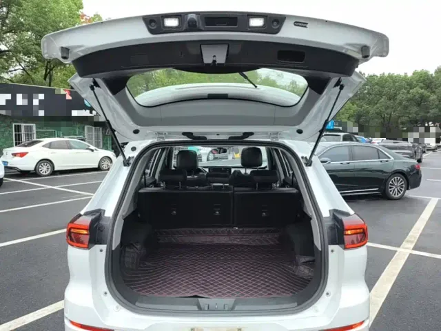 Chery Tiggo 8 — Фото автомобиля 18