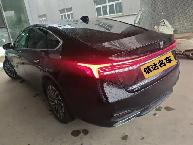 Buick LaCrosse — Фото автомобиля 7