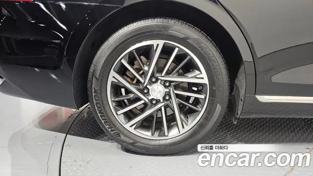 Hyundai Grandeur New — Фото автомобиля 5