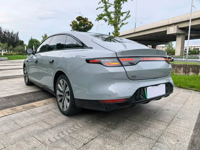 Leapmotor C01 — Фото автомобиля 11