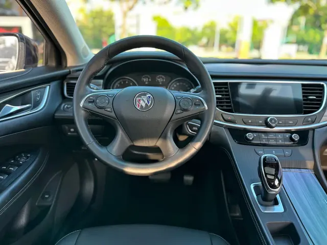 Buick LaCrosse — Фото автомобиля 21