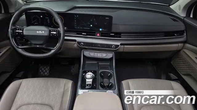 Kia Carnival Generation 4 — Фото автомобиля 9
