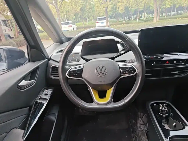 Volkswagen ID.3 — Фото автомобиля 2