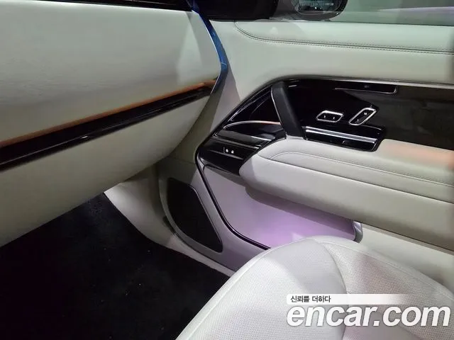 Land Rover Range Rover — Фото автомобиля 10