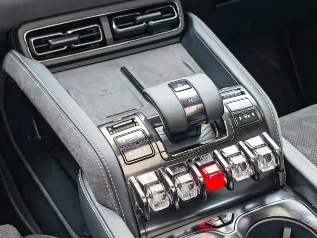 BYD FangChengBao Leopard 5 — Фото автомобиля 12