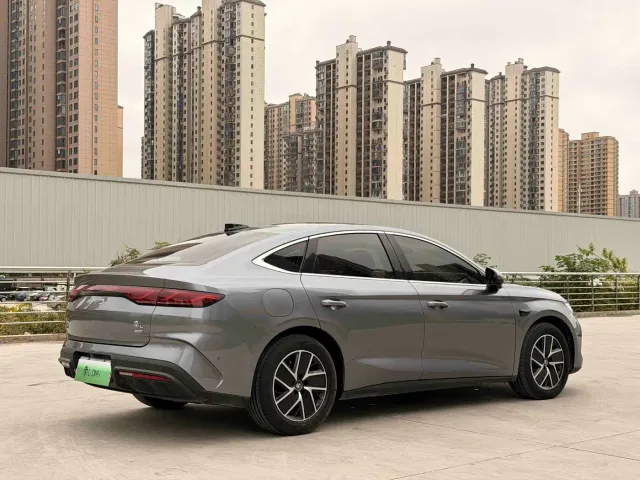 BYD Qin L — Фото автомобиля 4