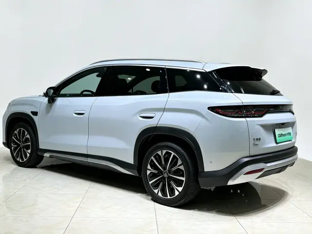 BYD Song Ultra — Фото автомобиля 24