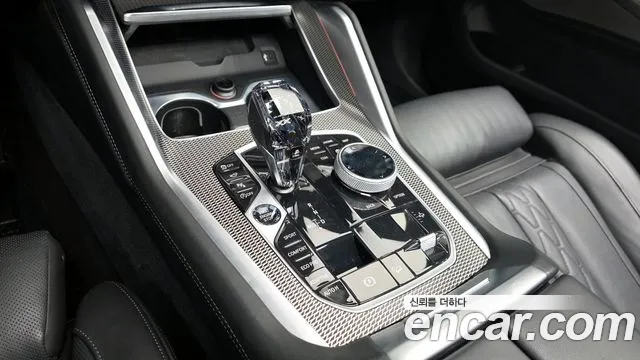 BMW X6 xDrive40i M Sport — Фото автомобиля 9