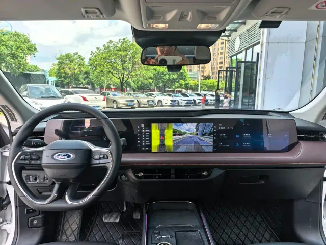 Ford Mondeo — Фото автомобиля 10