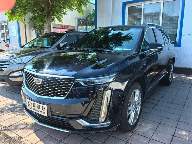 Фотография автомобиля — Cadillac XT6