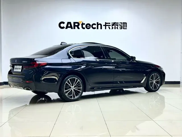 BMW 5 Series — Фото автомобиля 4