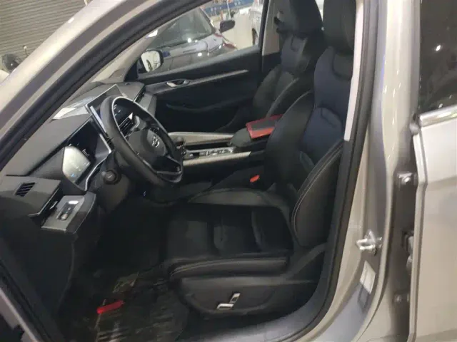 Geely Xingrui — Фото автомобиля 14