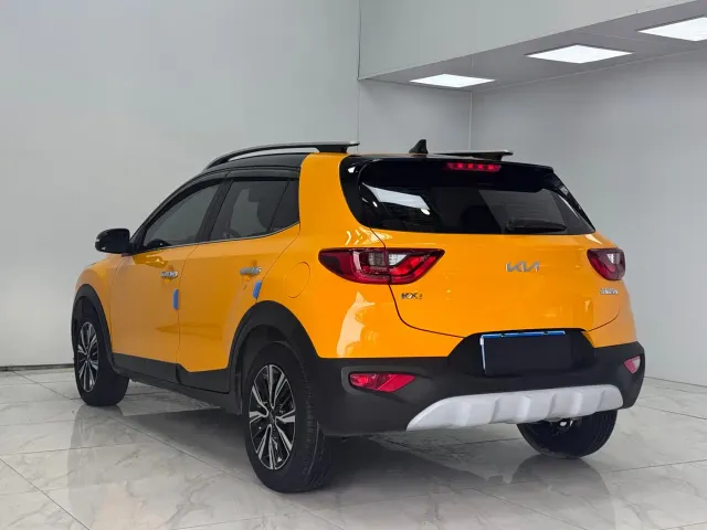 Kia KX1 — Фото автомобиля 4