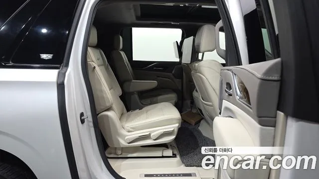 Cadillac Escalade Escalade 5 поколение — Фото автомобиля 4