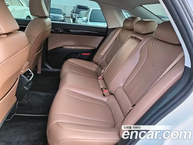Hyundai Grandeur GN7 — Фото автомобиля 17