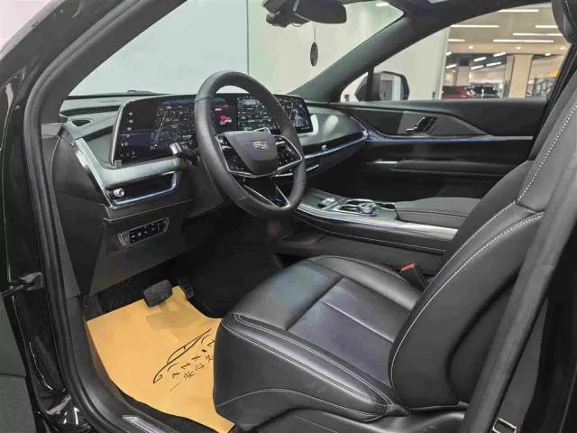 Cadillac XT5 — Фото автомобиля 7