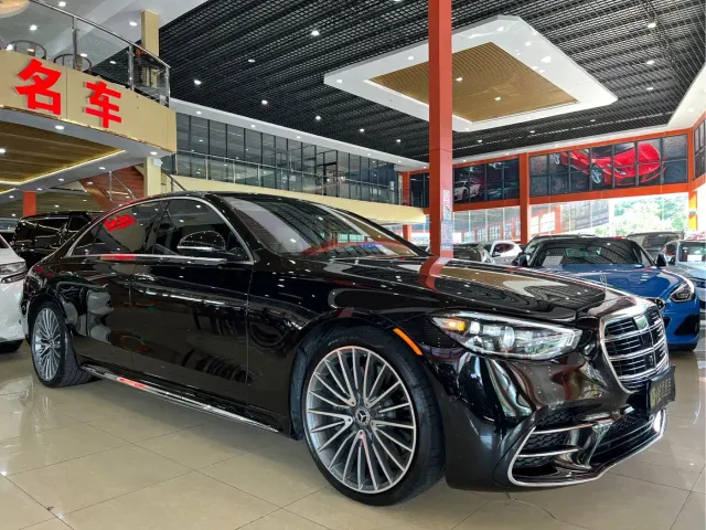 Mercedes-Benz S-Class — Фото автомобиля 3