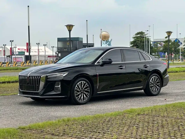 Фотография автомобиля — Hongqi H5