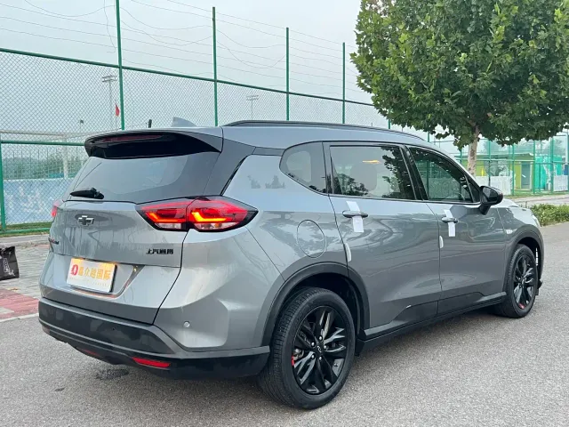 Chevrolet Orlando — Фото автомобиля 6