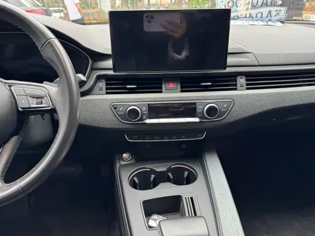 Audi A4L — Фото автомобиля 16