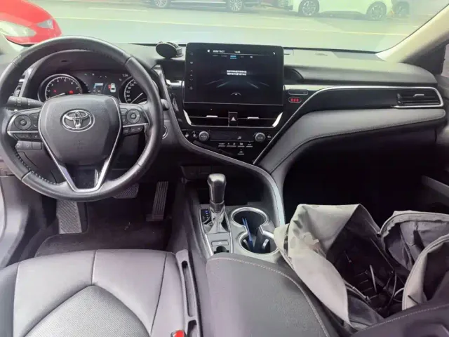 Toyota Camry — Фото автомобиля 9