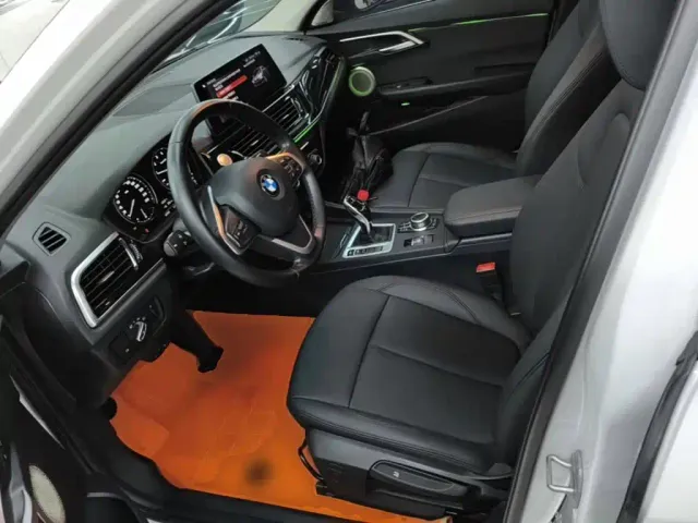 BMW 1 Series — Фото автомобиля 14
