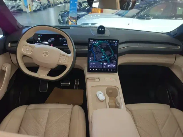 Nio EC7 — Фото автомобиля 5