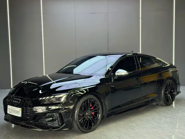 Фотография автомобиля — Audi RS 5