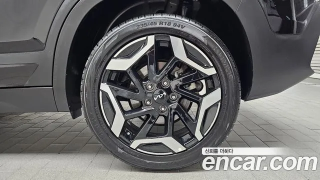 Kia Seltos New — Фото автомобиля 6